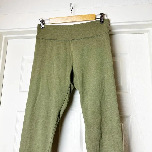 Aerie Women's Green Cotton Leggings sz L - Picture 2 of 7